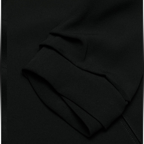 Aritzia Power Blazer - Picture 10 of 16